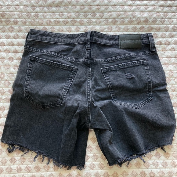 Lucky Brand Womens Shorts - Size 4 - Picture 2 of 3